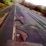 Baches en carretera.